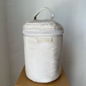 Dagne Dover Cream Insulated Organizer